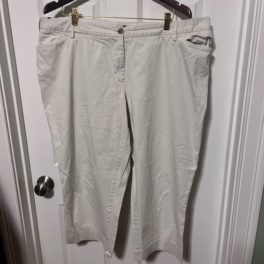 Lands end khaki capris 20w
